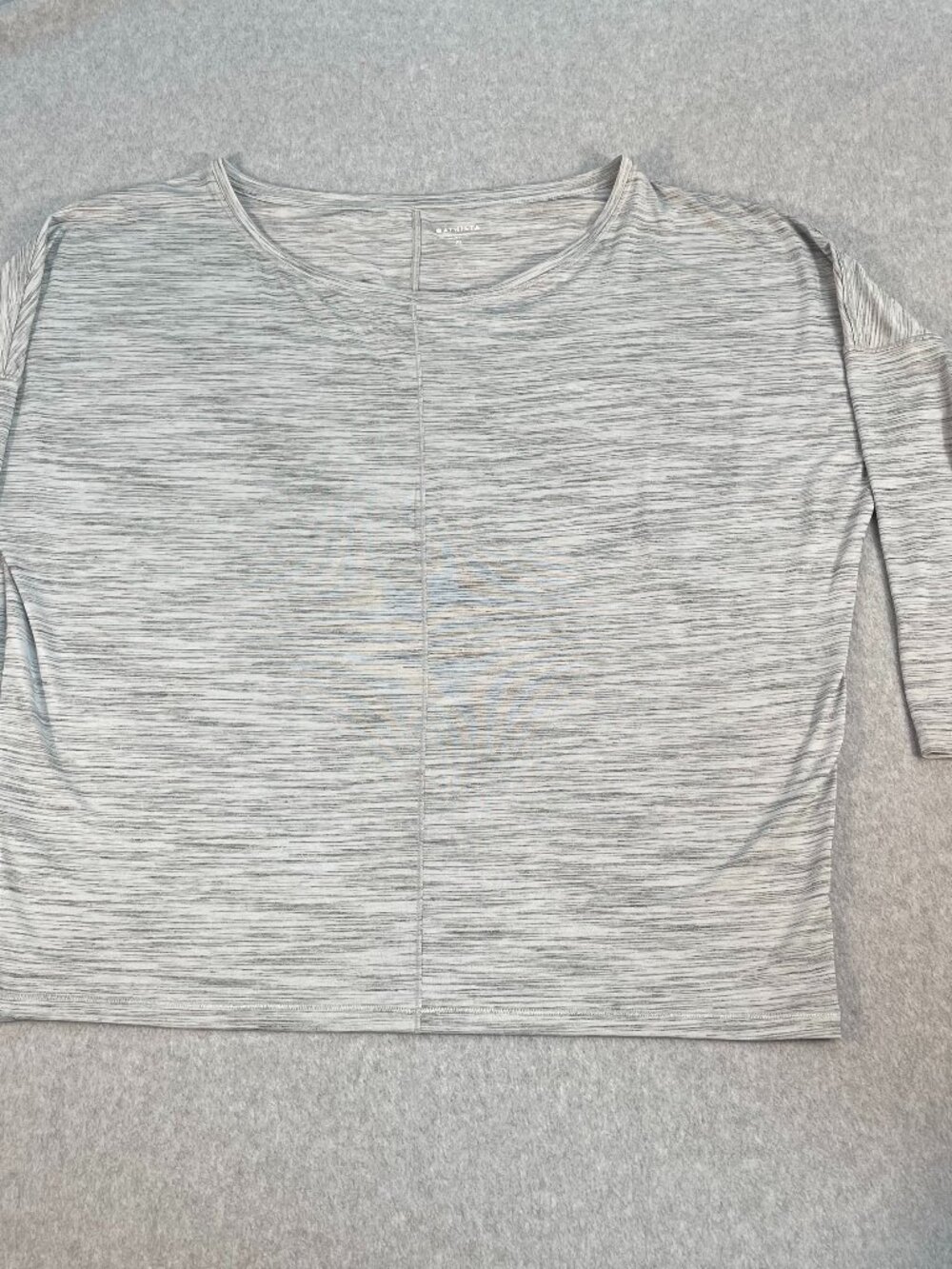 Athleta  NWT Women's Essence Flow Top XL Heathered Gray Athleisurewear Relaxed